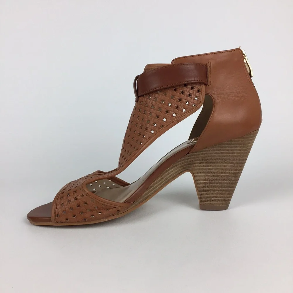 Vince Camuto Womens Brown Woven Leather Peep Toe Sandal Cone Heel size 10